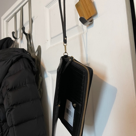 BNWT KATE SPADE WRIST PURSE - Picture 3 of 3